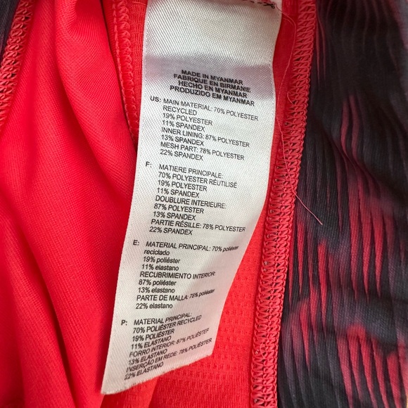 Adidas Women’s Climalite Sports Bra Size Medium - Picture 6 of 7